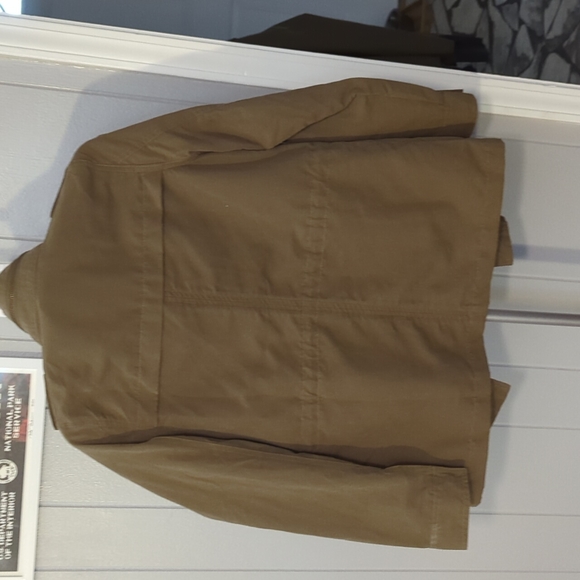 Lightweight jacket - Picture 4 of 6